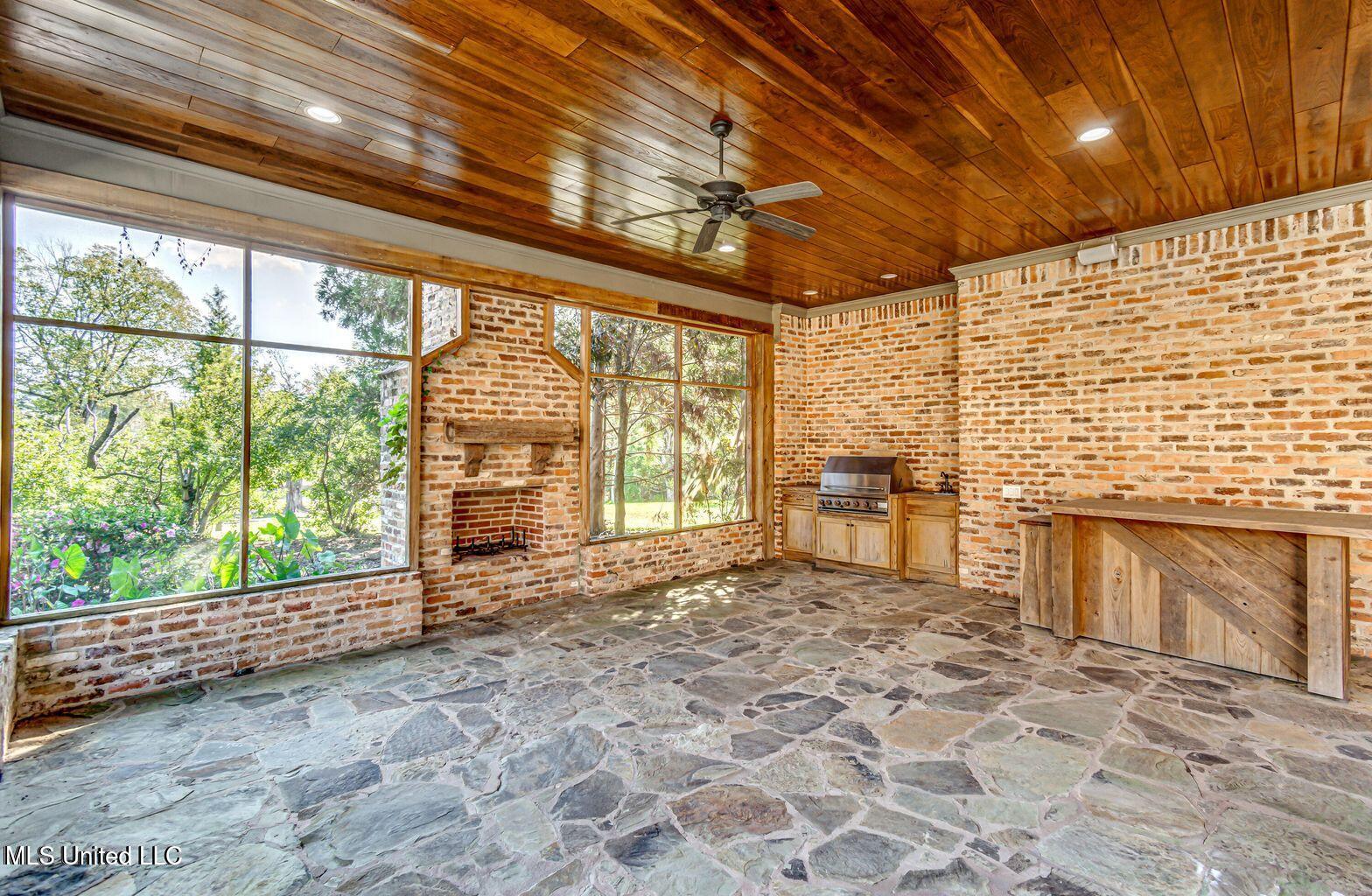 102 Bridgewater Crossing Ridgeland, MS 39157 - Photo 39 of 46 20241029015601754398000000-o