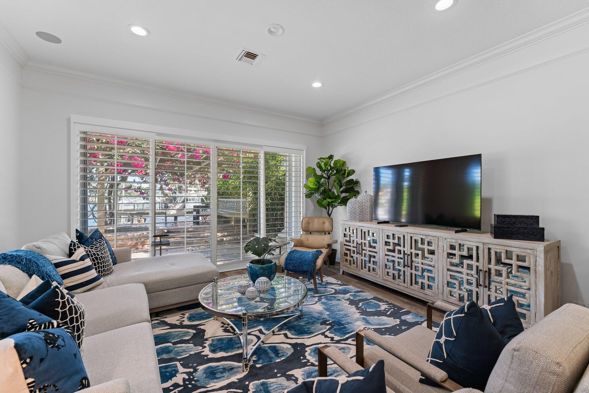720 Maritime Way North Palm Beach, FL 33410 - Photo 30 of 78 Family Room