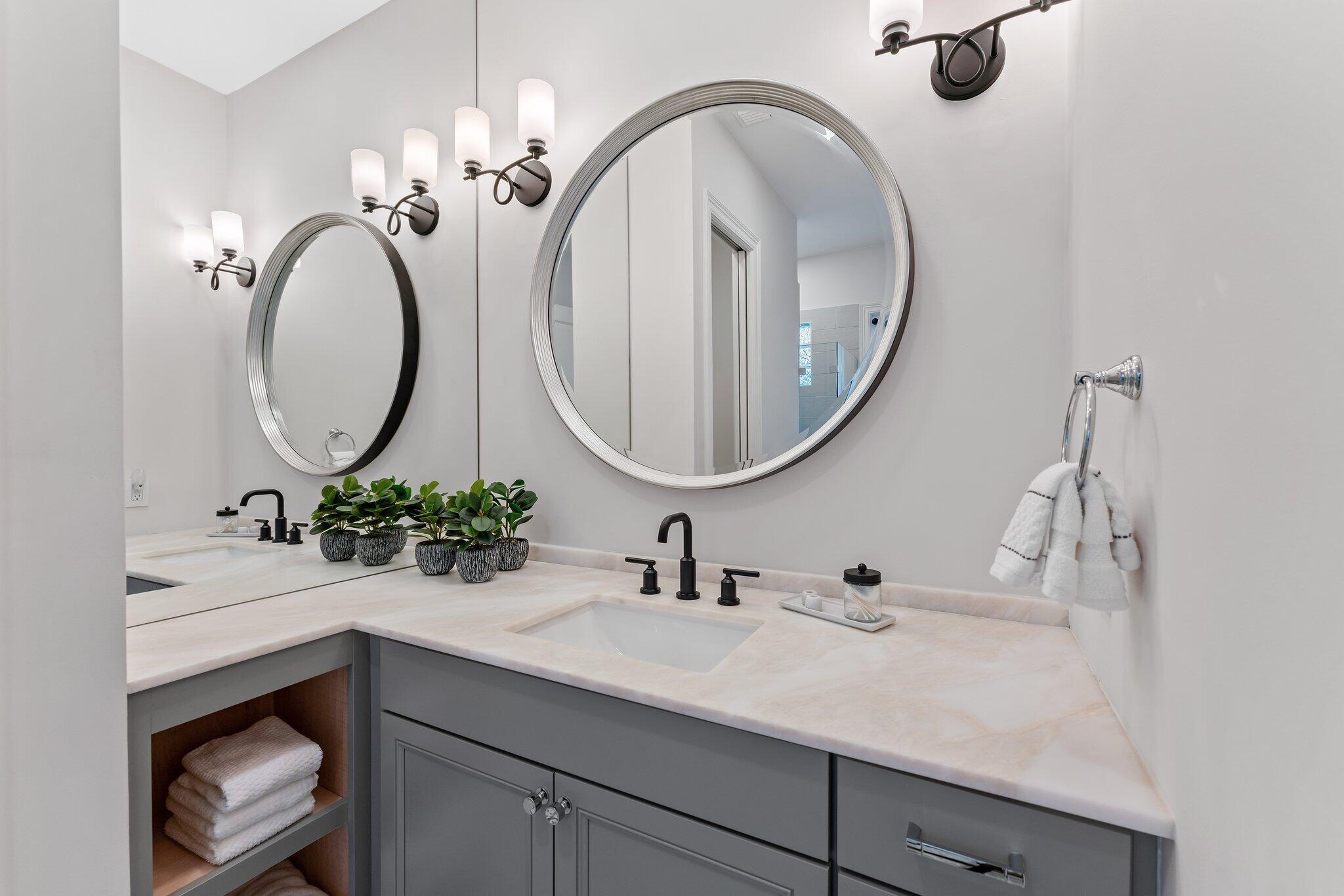 720 Maritime Way North Palm Beach, FL 33410 - Photo 47 of 78 1st Floor VIP Guest Bath