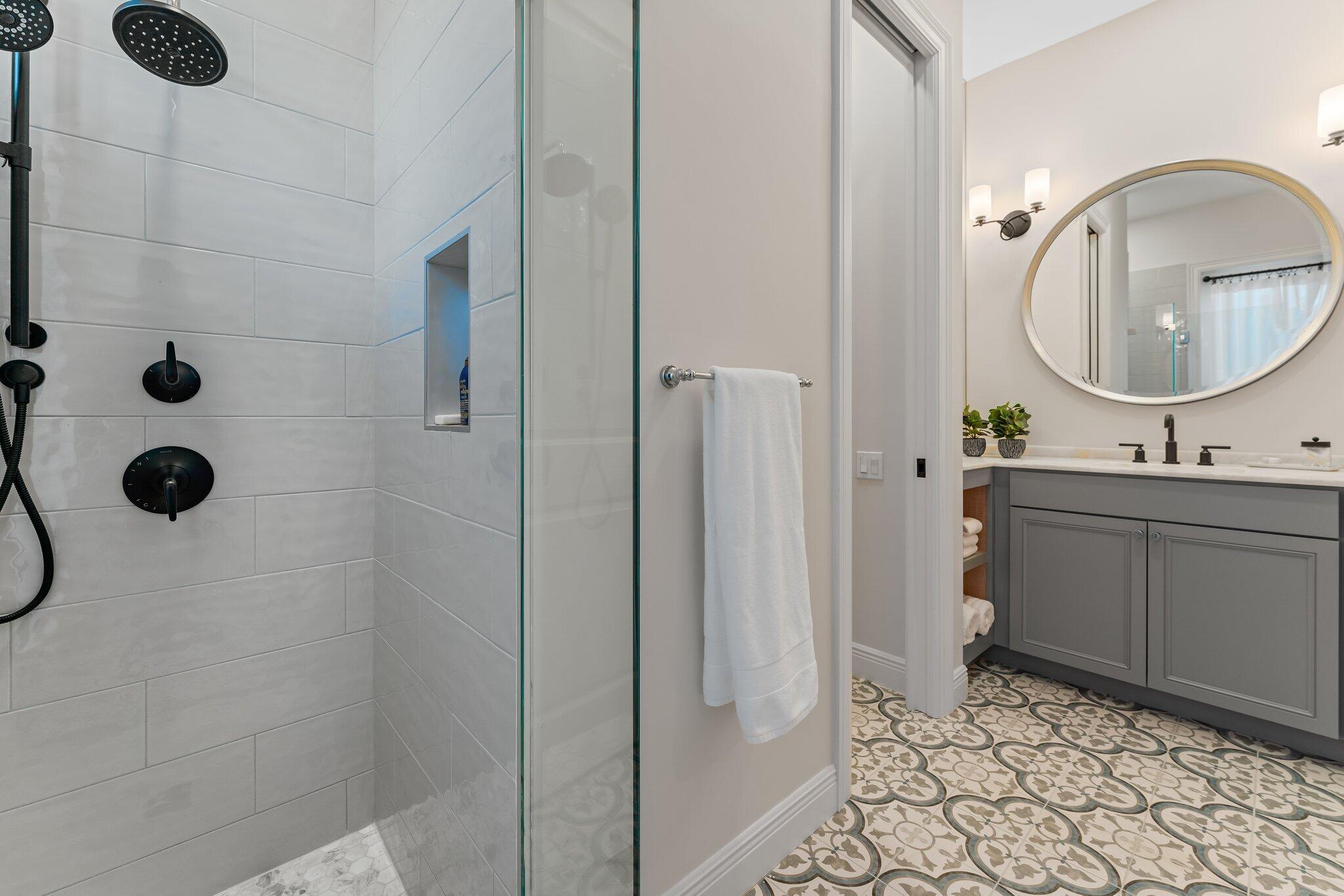 720 Maritime Way North Palm Beach, FL 33410 - Photo 48 of 78 1st Floor VIP Guest Bath