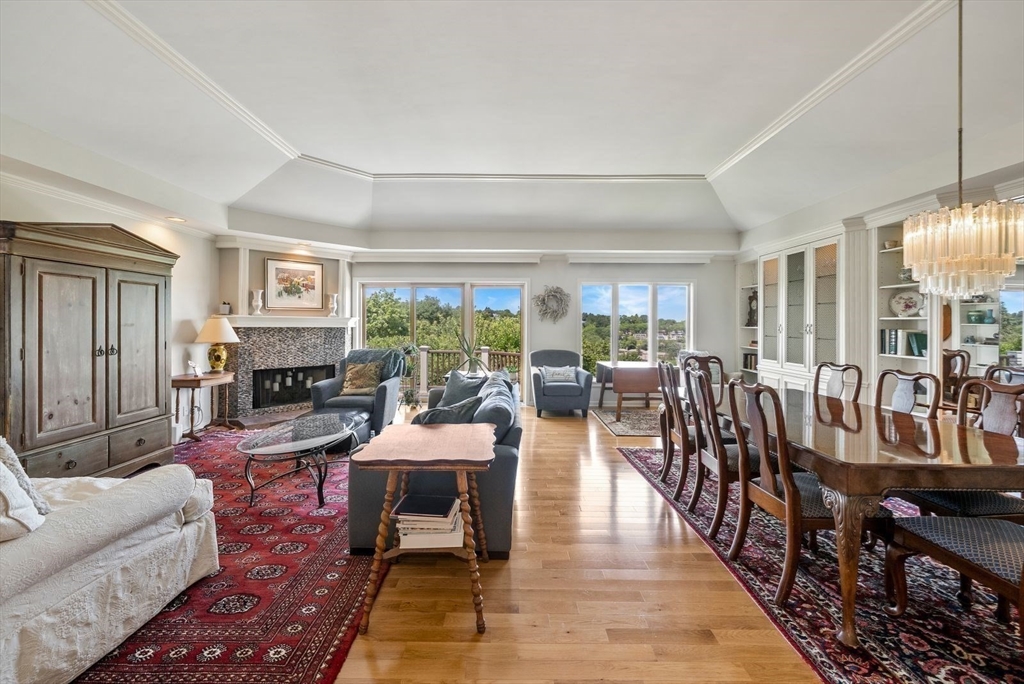85 Algonquin Road, Unit 85 Chestnut Hill, MA 02467 - Photo 2 of 42