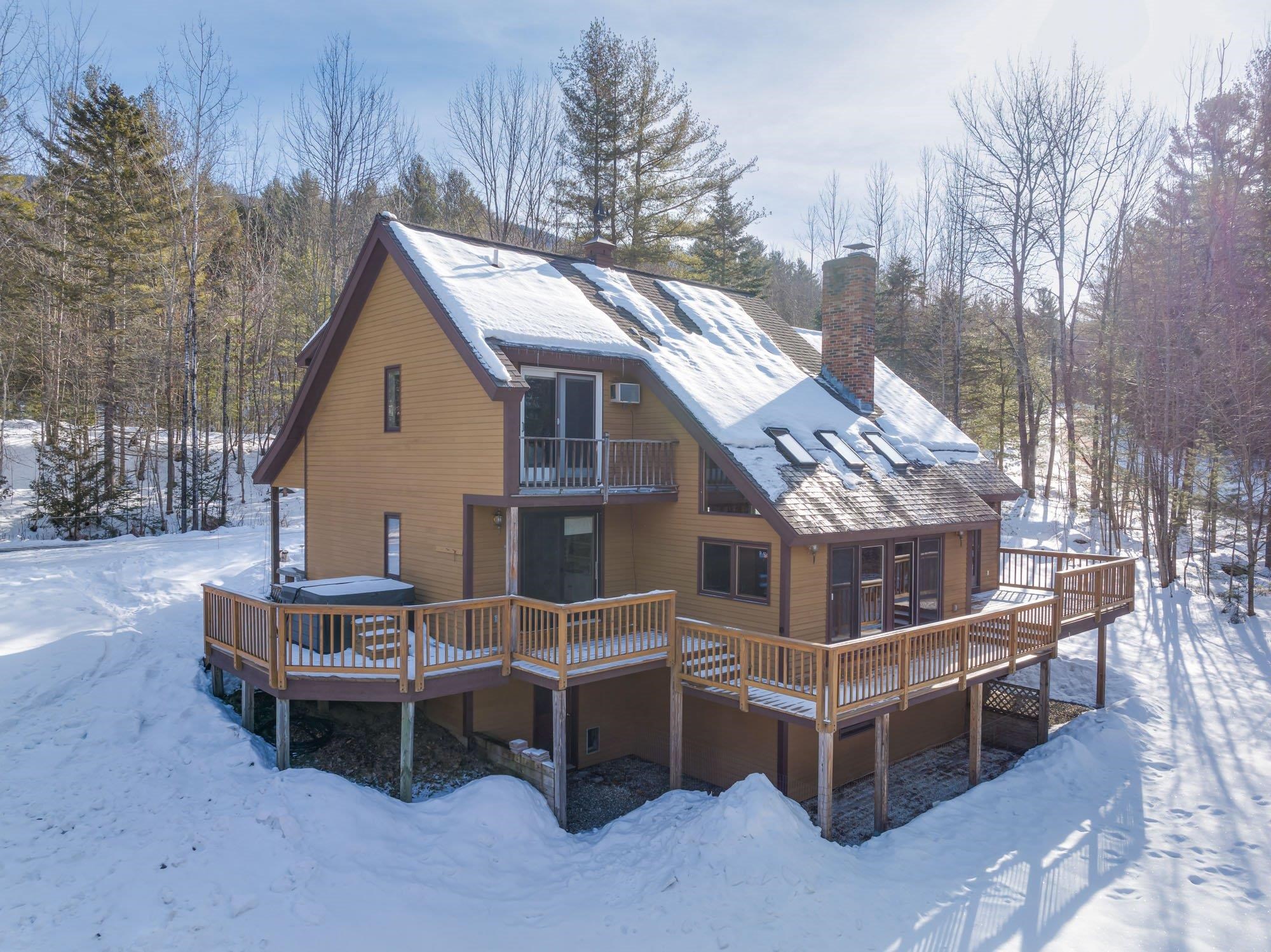 111 Spring Hill Road Morristown, VT 05661 - Photo 3 of 40