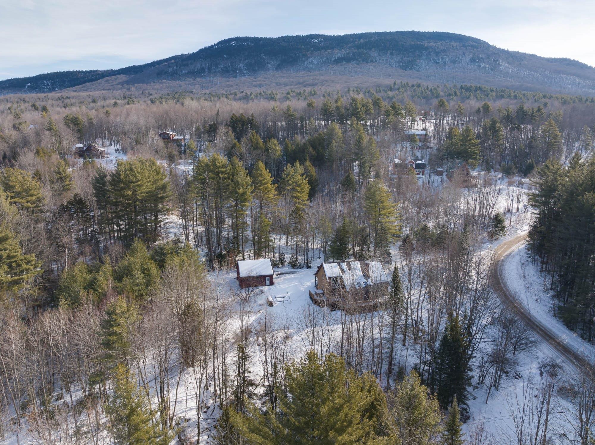 111 Spring Hill Road Morristown, VT 05661 - Photo 5 of 40