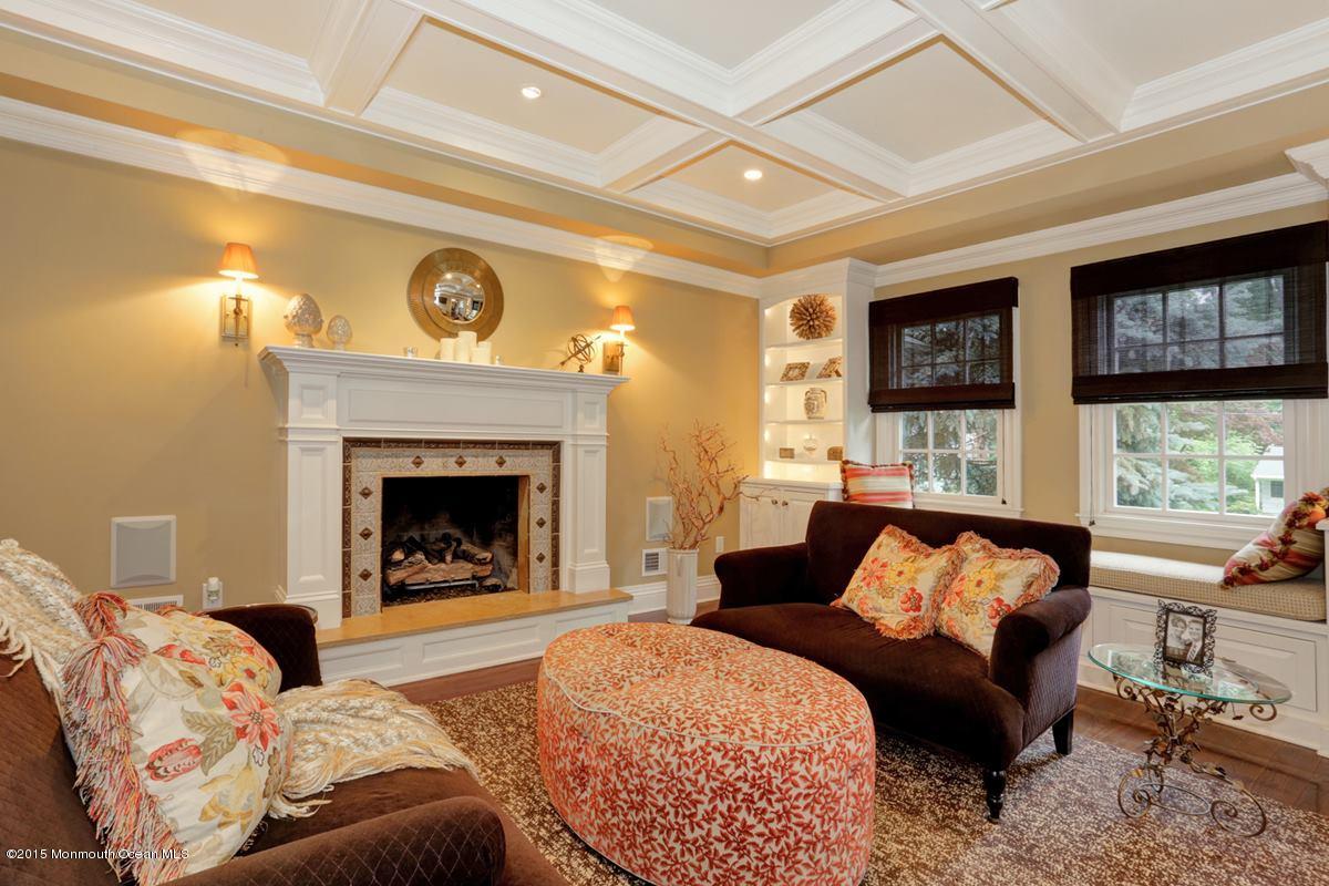 26 Tall Timber Road Middletown, NJ 07748 - Photo 18 of 40 familyroom1_1200