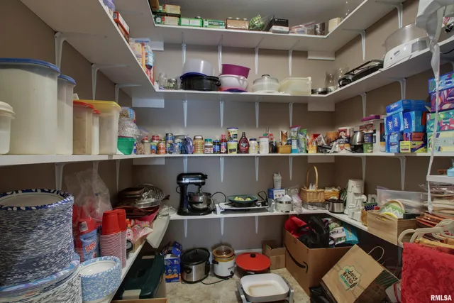 $425,000 | 1707 South 47th Street, Quincy, IL 62305