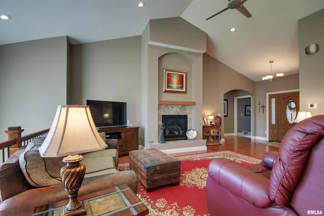 $425,000 | 1707 South 47th Street, Quincy, IL 62305