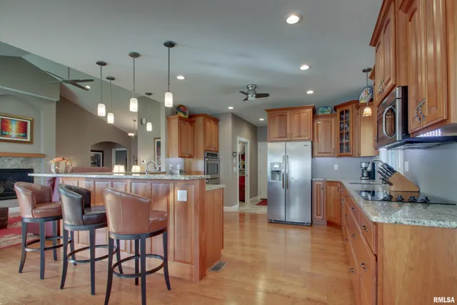 $425,000 | 1707 South 47th Street, Quincy, IL 62305