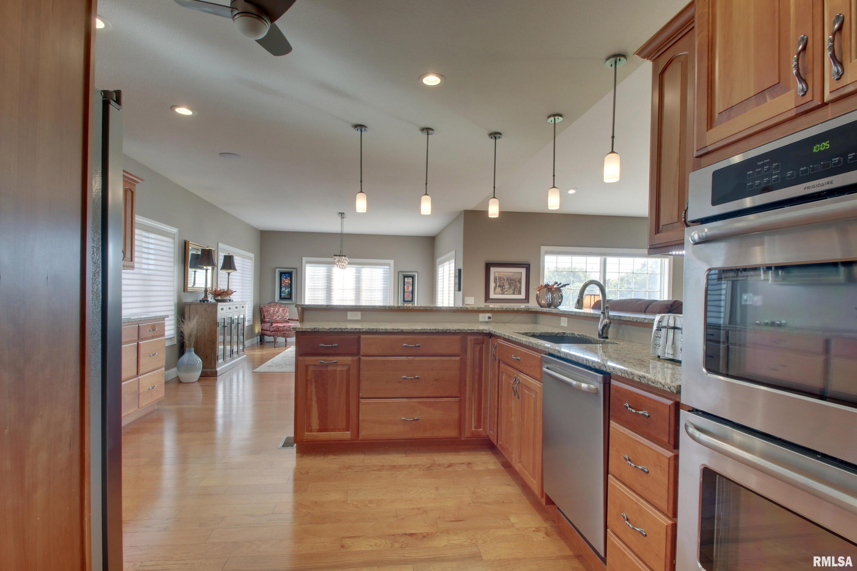 1707 South 47th Street Quincy, IL 62305 - Photo 10 of 28