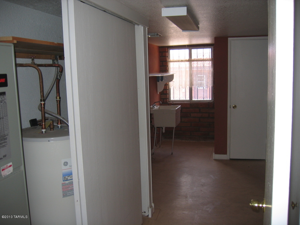581 North Tanque Verde Loop Road Tucson, AZ 85748 - Photo 21 of 27 Gallery Image 21