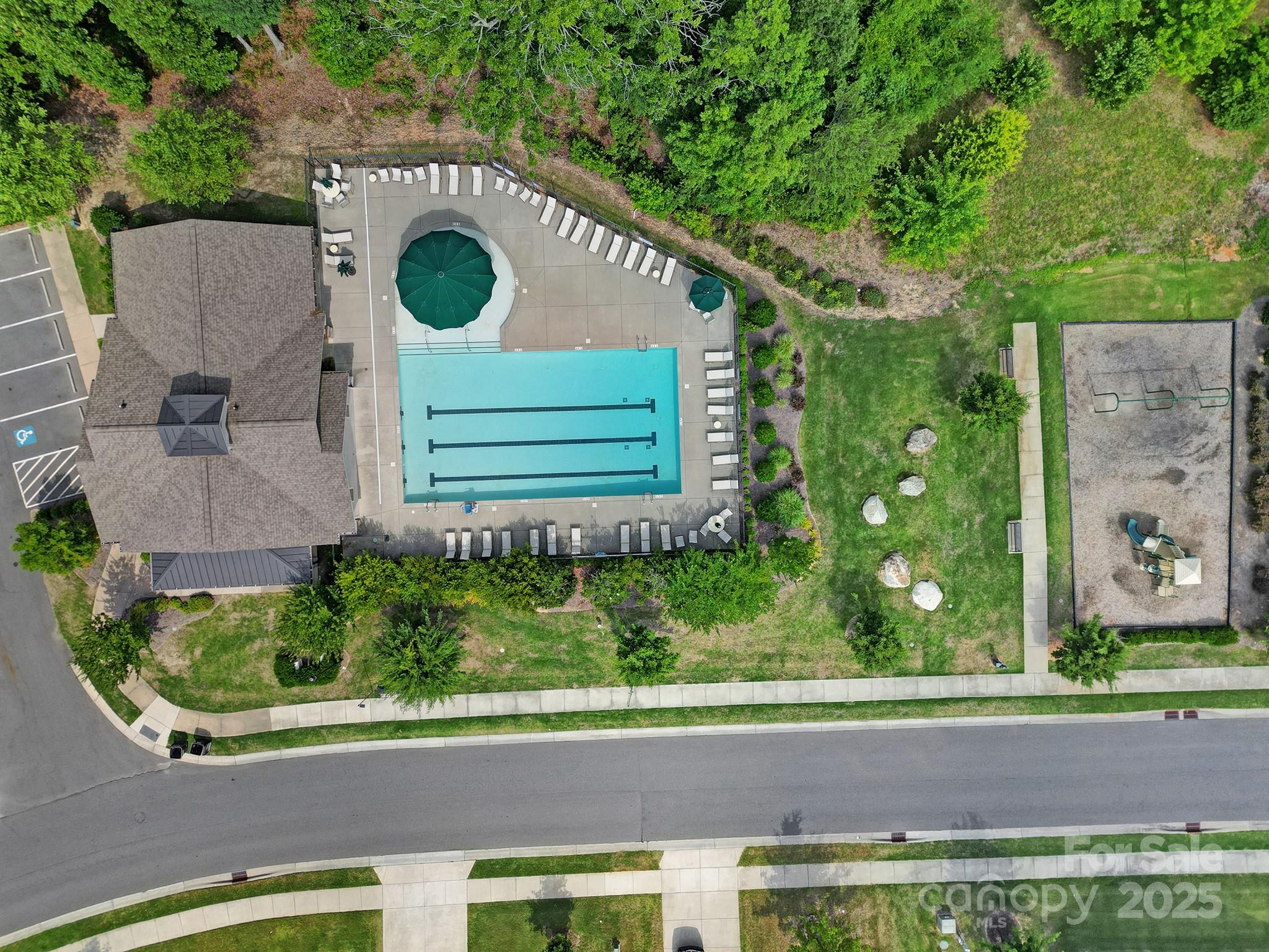 2471 Palmdale Walk Drive, Unit 107 Fort Mill, SC 29708 - Photo 29 of 30 a view of a bird bath
