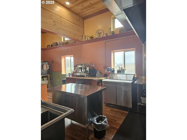 a room with a bed and a table