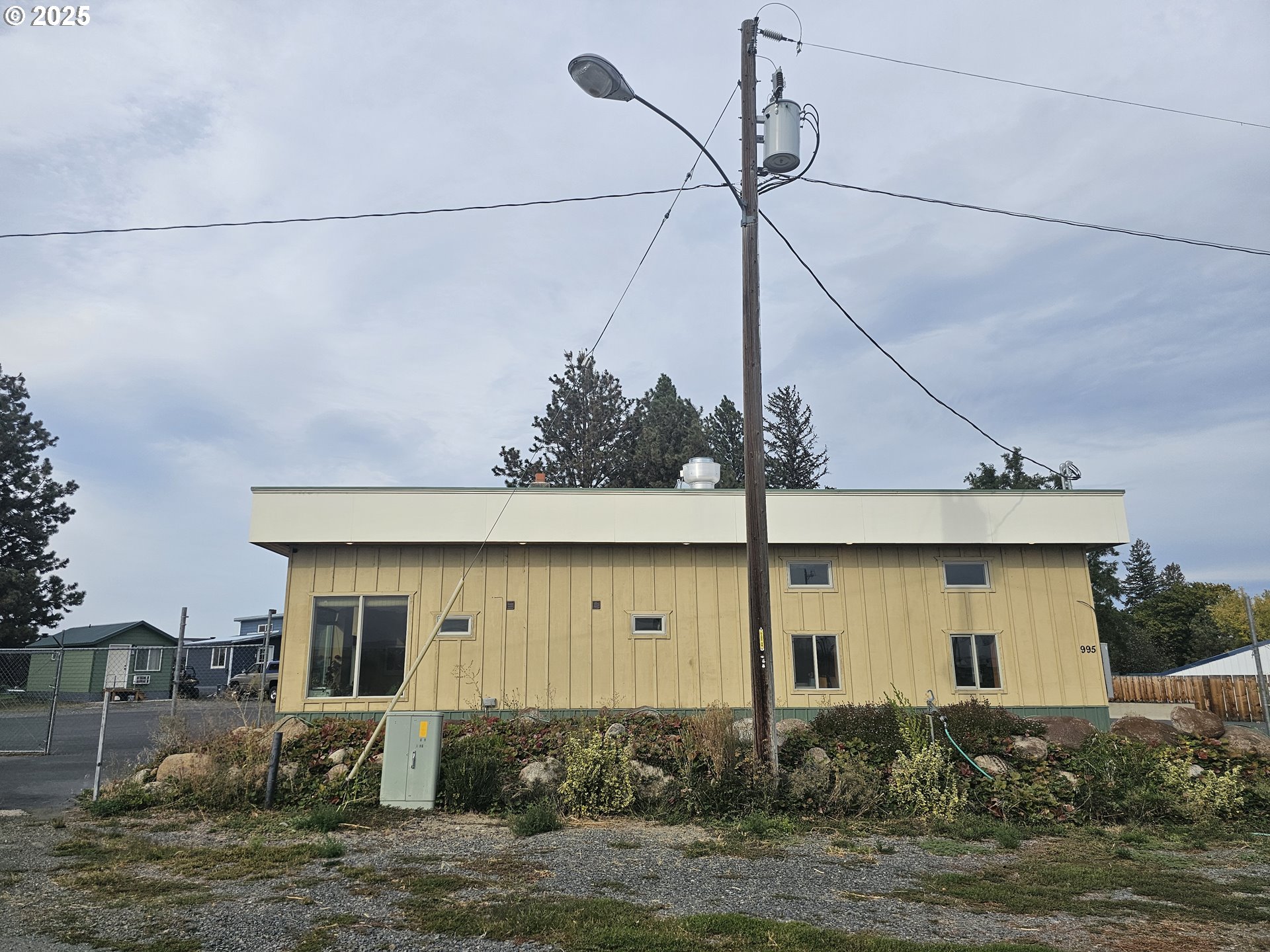 995 3rd Street North Powder, OR 97867 - Photo 4 of 28