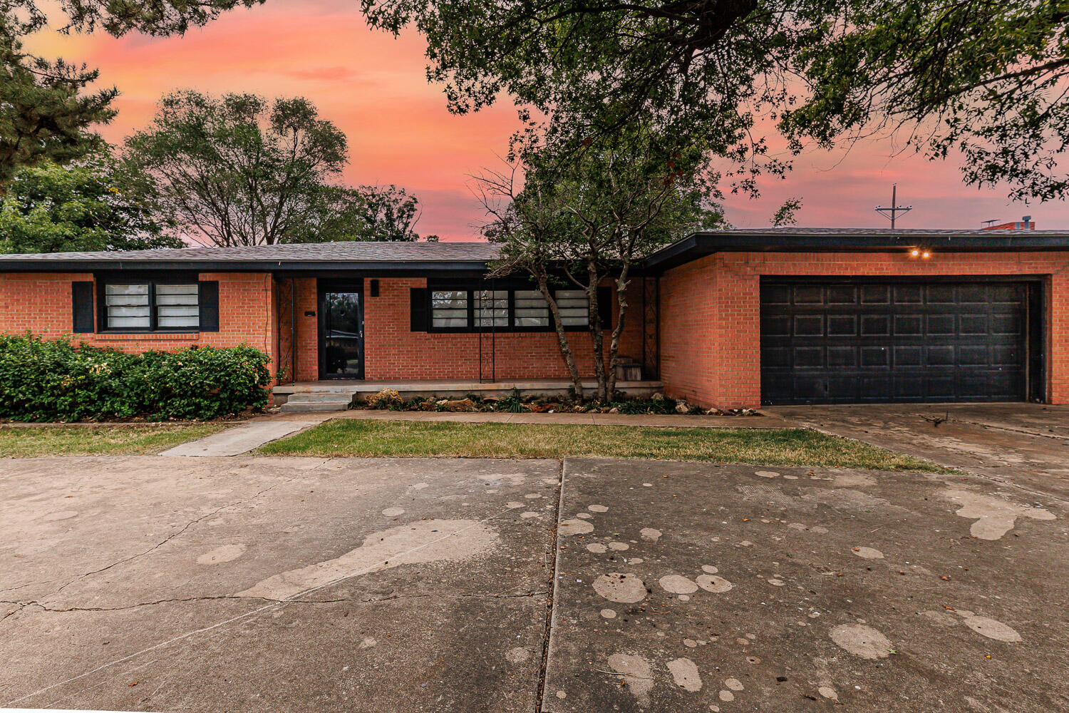 a view of outdoor space and yard