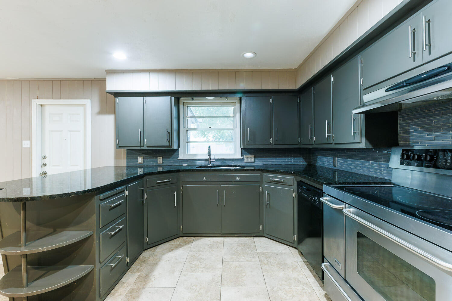 3515 36th Street Lubbock, TX 79413 - Photo 30 of 63 3515 36th-23