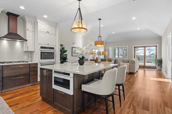 $1,195,000 | 766 North Waypoint Circle, Suttons Bay, MI 49682