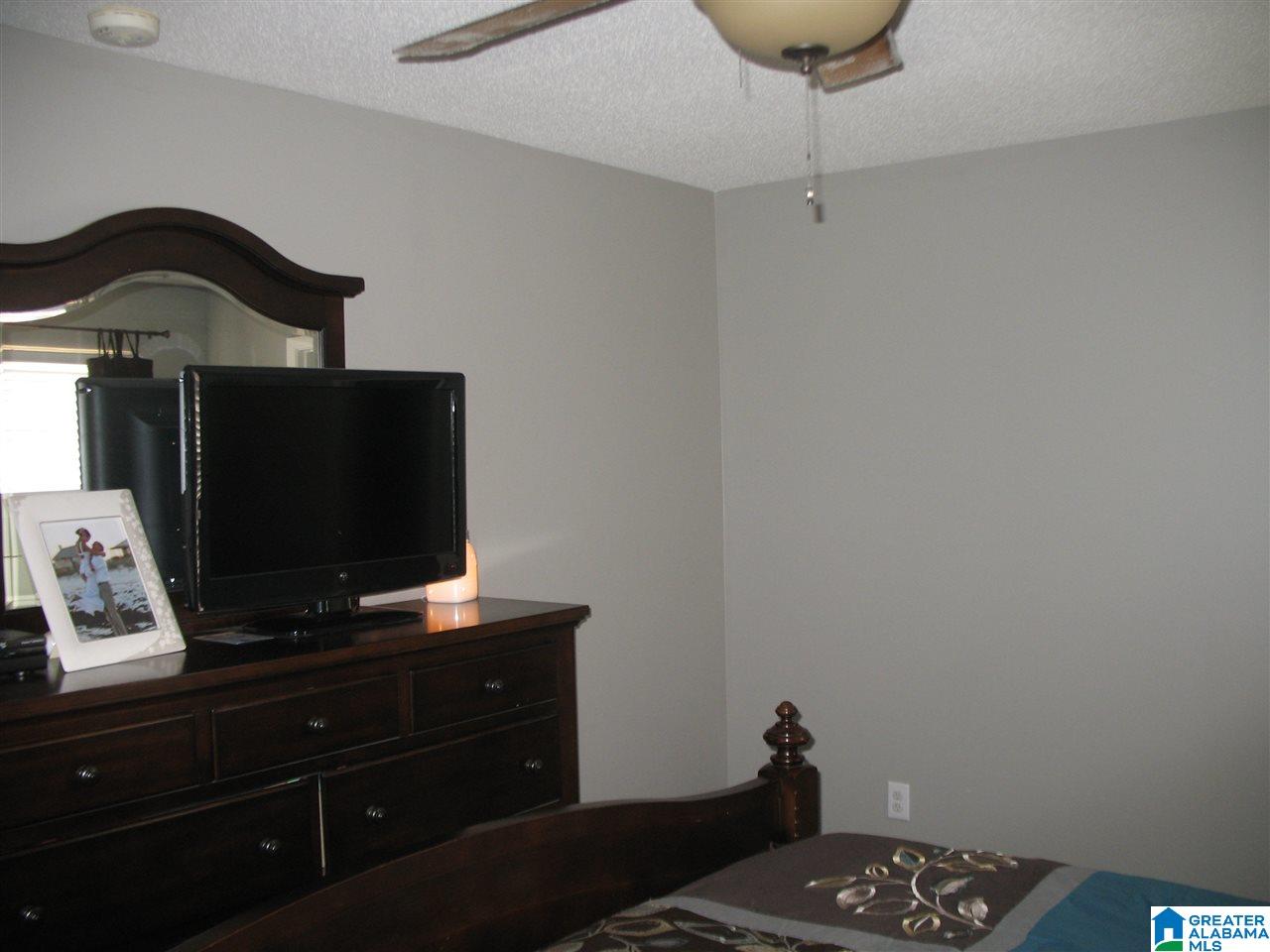 1723 Whitmire Street Northeast Leeds, AL 35094 - Photo 8 of 24