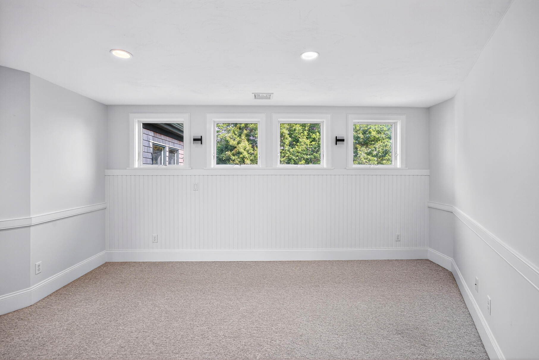 234 Cairn Ridge Road East Falmouth, MA 02536 - Photo 17 of 41 an empty room with windows
