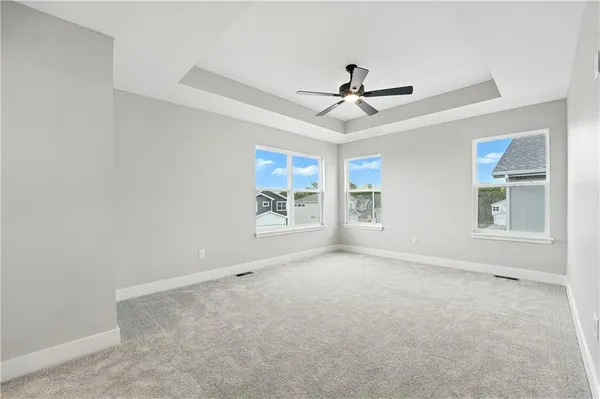 $419,880 | 806 Glenn Circle, Raymore, MO 64083