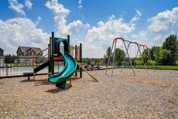 $419,880 | 806 Glenn Circle, Raymore, MO 64083