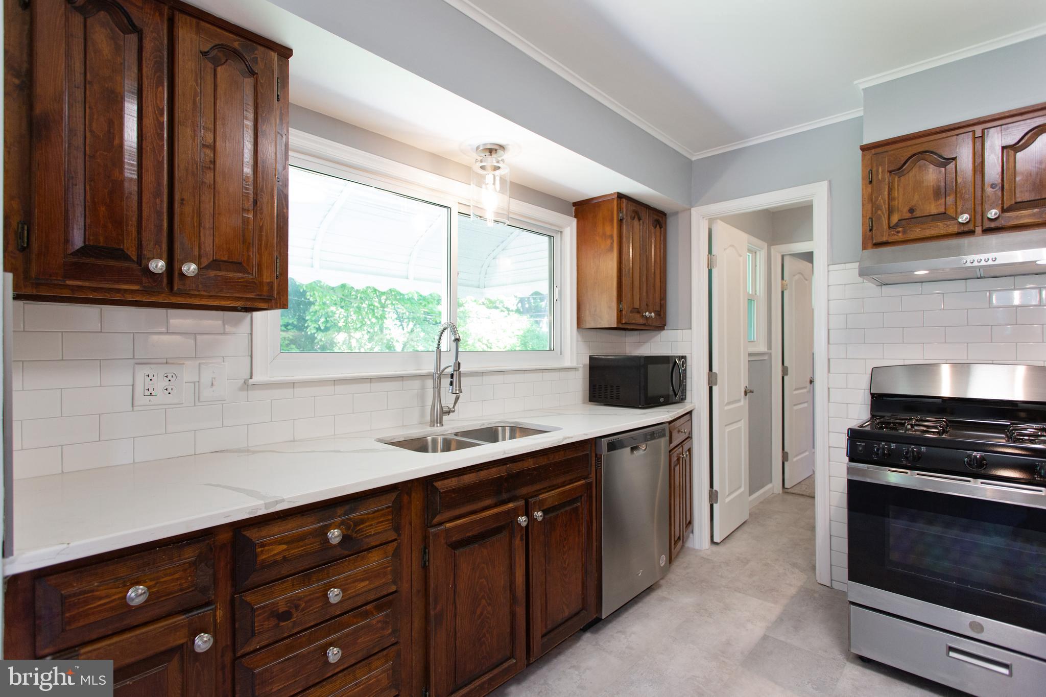 330 Timber Grove Road Reisterstown, MD 21136 - Photo 13 of 44