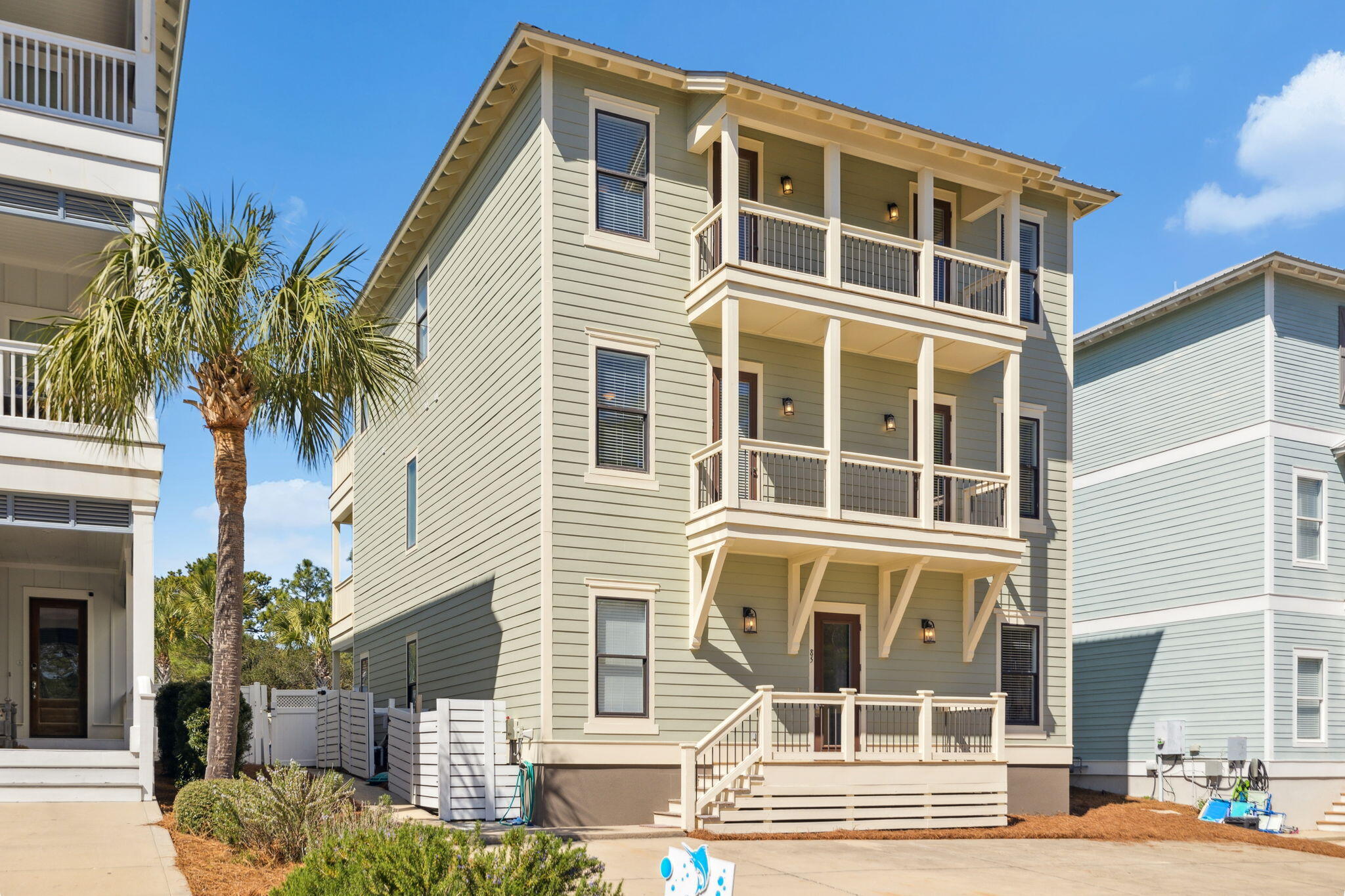 85 Santa Clara Street Santa Rosa Beach, FL 32459 - Photo 7 of 54 a front view of a building