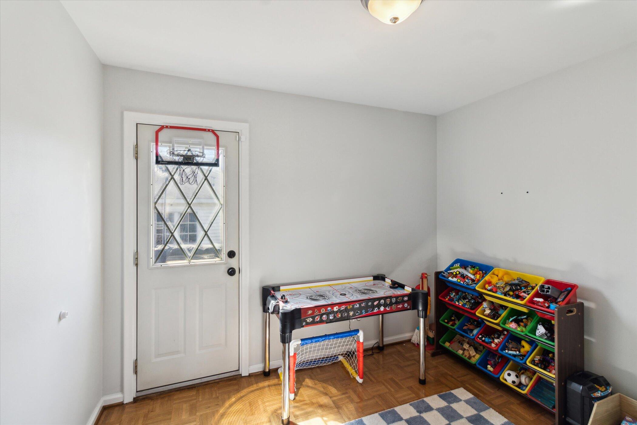 9732 Rosedale Boulevard Allen Park, MI 48101 - Photo 23 of 40 23-9732-Rosedale-Blvd-Allen-Park-MI-4810