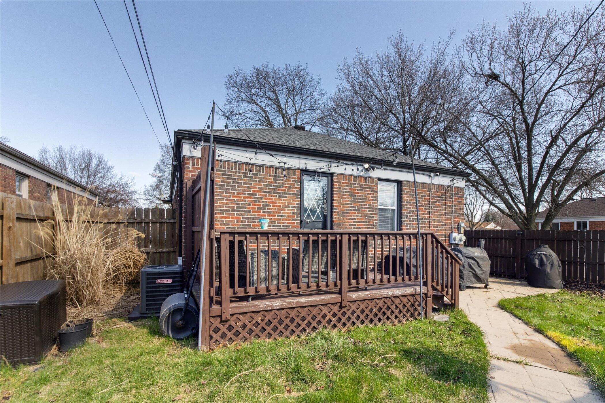 9732 Rosedale Boulevard Allen Park, MI 48101 - Photo 33 of 40 33-9732-Rosedale-Blvd-Allen-Park-MI-4810