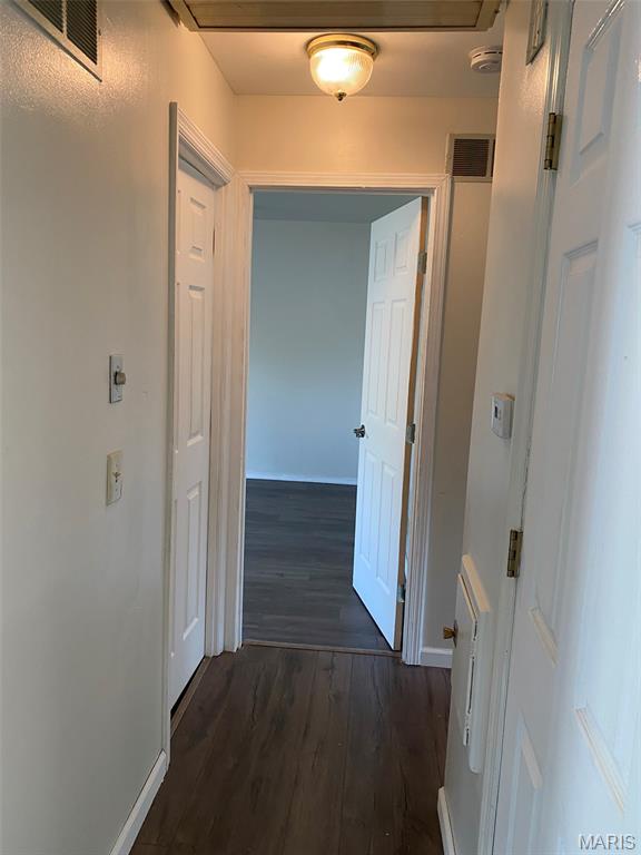 1433 Kew Gardens Drive Florissant, MO 63031 - Photo 15 of 17