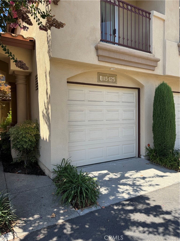 125 Pasto Rico Rancho Santa Margarita, CA 92688 - Photo 14 of 14 a front view of a house