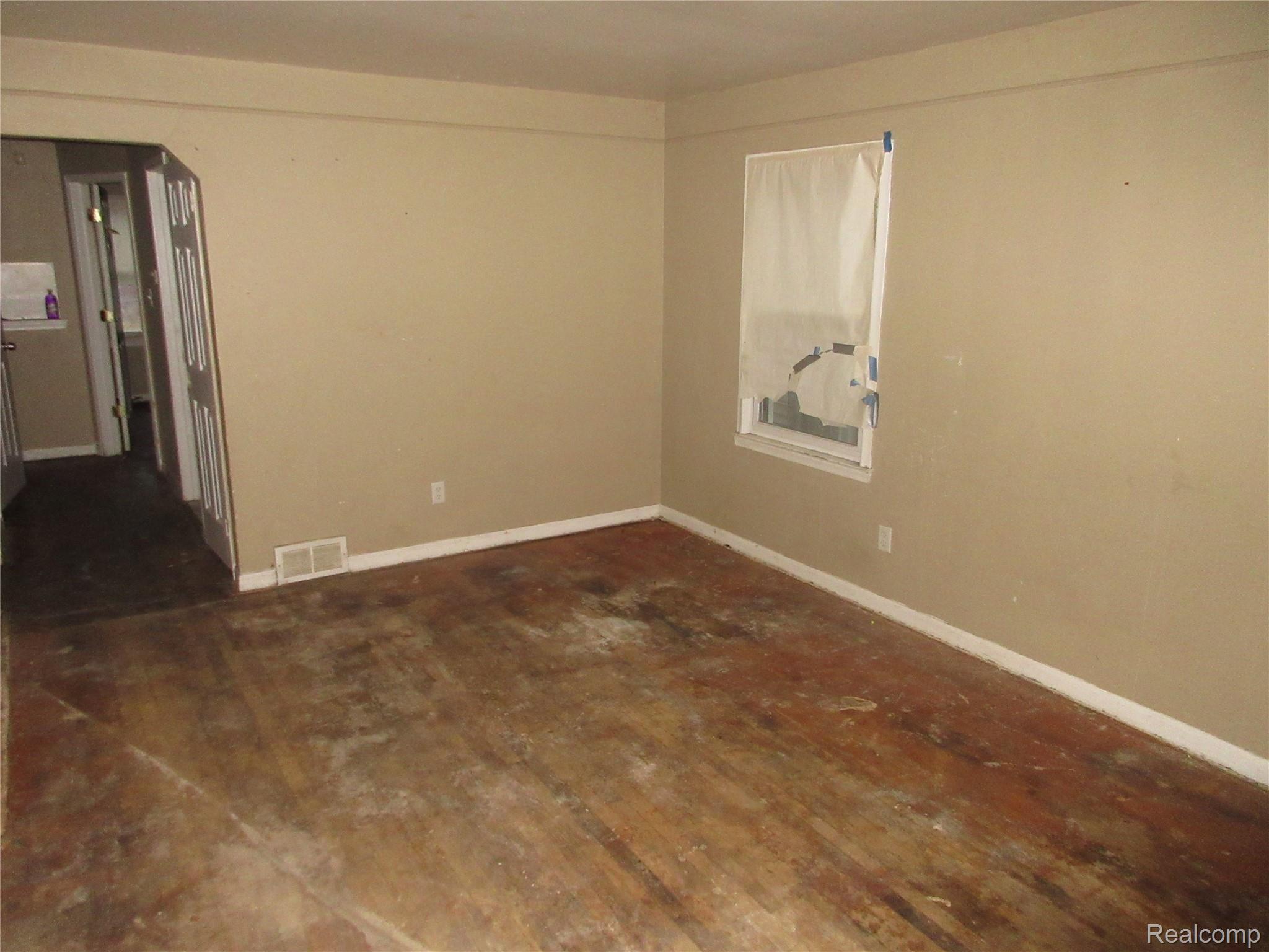 18566 Appleton Street Detroit, MI 48219 - Photo 5 of 15 IMG_5.JPG