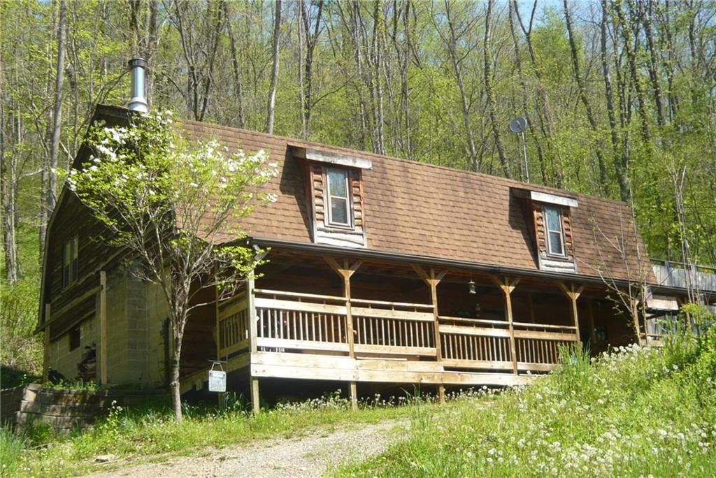 251 Meyers Drive Confluence, PA 15424 - Photo 4 of 21