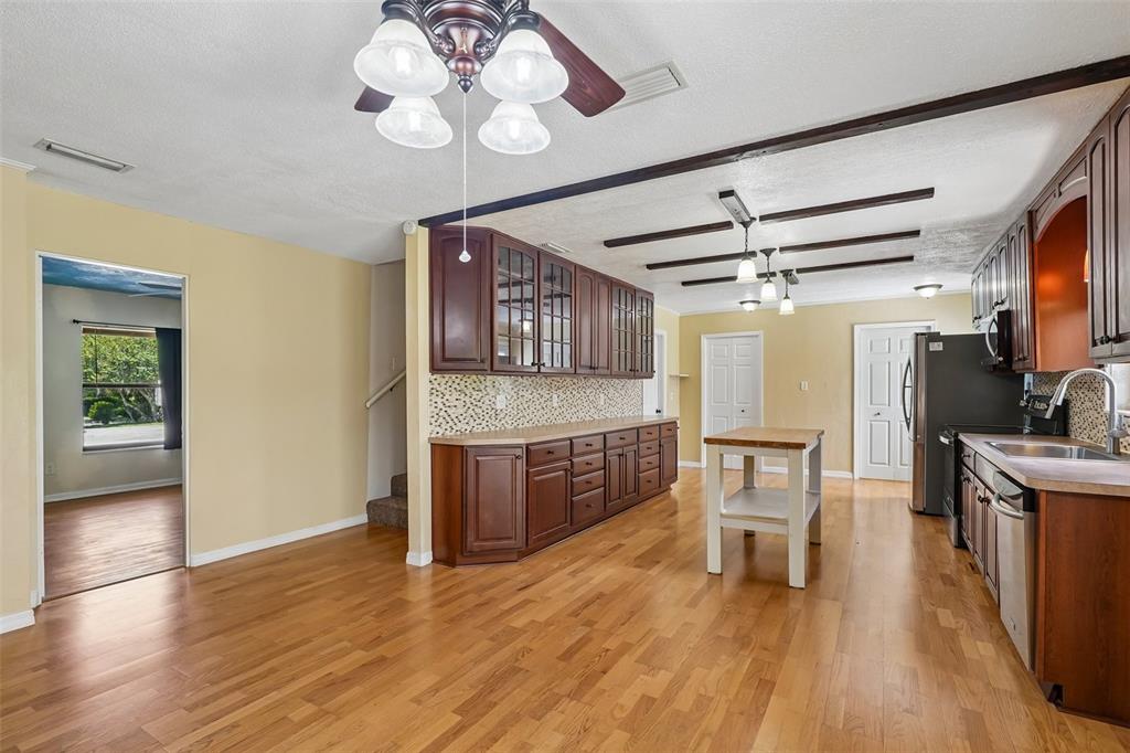 6827 Southwest 35th Way Gainesville, FL 32608 - Photo 18 of 51