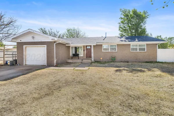$215,000 | 1950 North Faulkner Street, Pampa, TX 79065