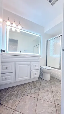 $342,500 | 20930 Parthenia Street, Unit 216, Canoga Park, CA 91304