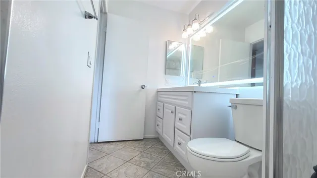 $342,500 | 20930 Parthenia Street, Unit 216, Canoga Park, CA 91304
