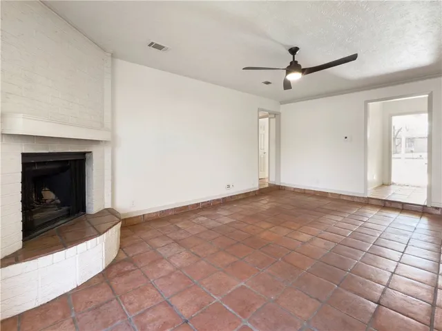 $1,600 | 3003 Highwood Lane, Bryan, TX 77803