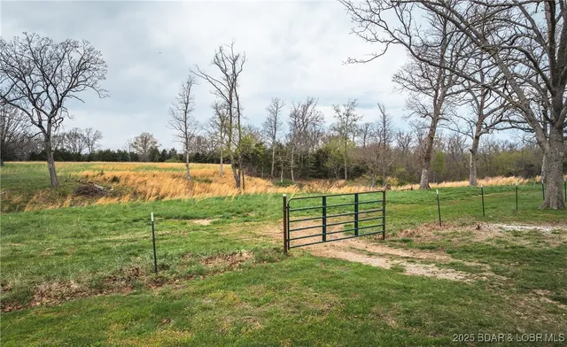 $270,000 | 273 State Highway 42, Dixon, MO 65459