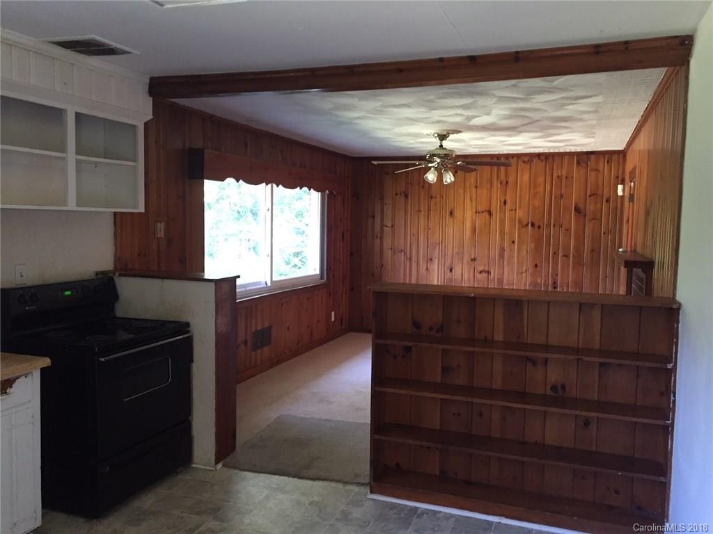 2524 Burkholder Road Charlotte, NC 28214 - Photo 4 of 9