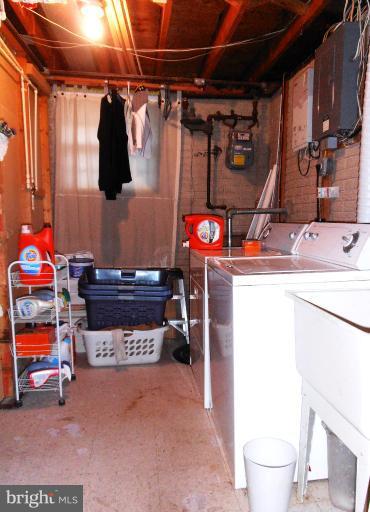 132 Embleton Road Owings Mills, MD 21117 - Photo 1 of 30 Laundry room