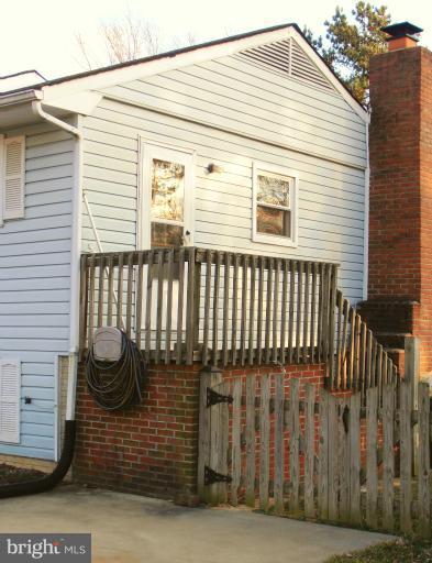 132 Embleton Road Owings Mills, MD 21117 - Photo 27 of 30 Side porch to kitchen.