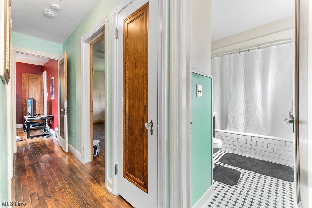 3463 Berea Road Cleveland, OH 44111 - Photo 21 of 35 Gallery Image 21