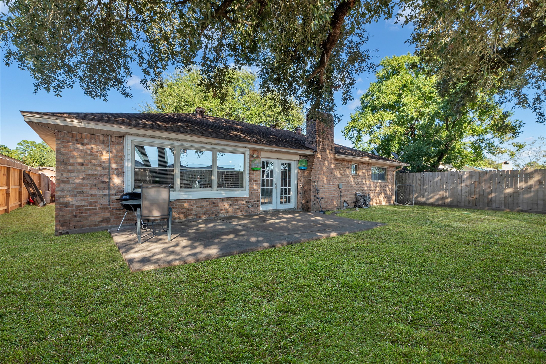3435 Acorn Springs Lane Spring, TX 77389 - Photo 22 of 23 front view of a house with a yard