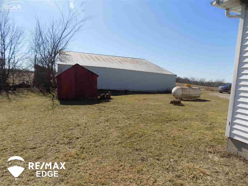 3385 Barnes Road Millington, MI 48746 - Photo 6 of 37