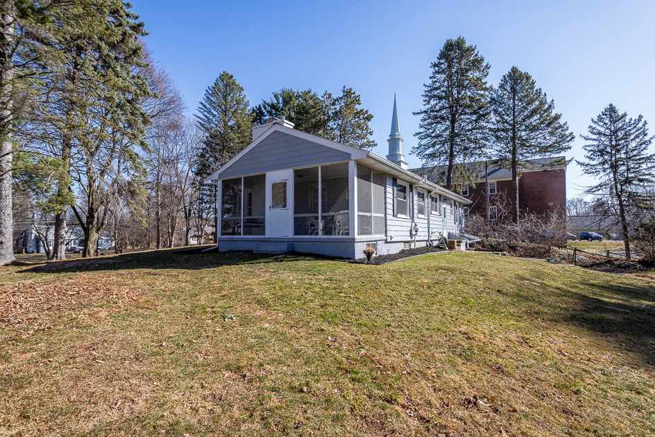2631 McCain Road Jackson, MI 49203 - Photo 4 of 36 Photo 4