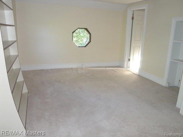 12010 Grafton Road Carleton, MI 48117 - Photo 11 of 13 6-8-10 078