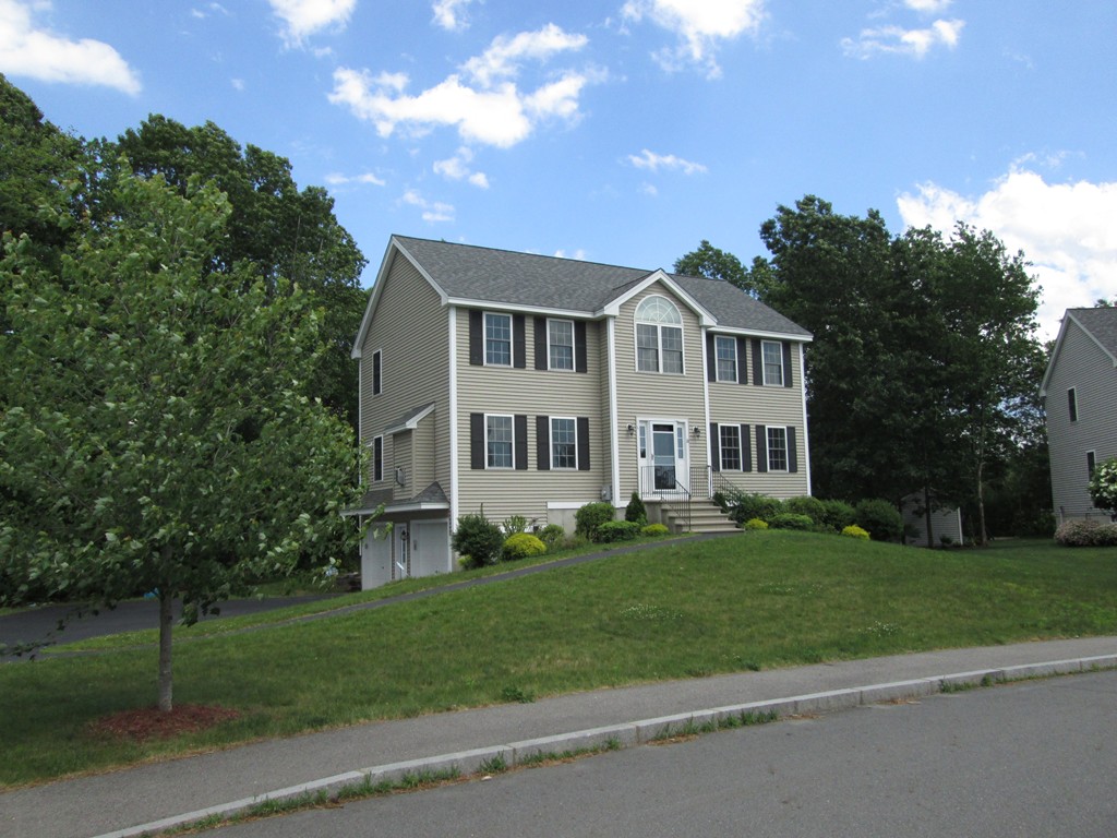21 Cart Path Road Dracut, MA 01826 - Photo 2 of 16 Gallery Image 2