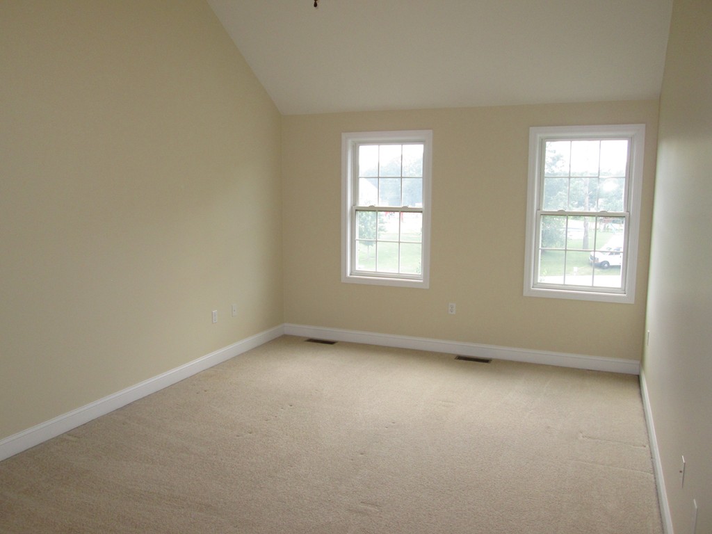 21 Cart Path Road Dracut, MA 01826 - Photo 10 of 16 Gallery Image 10