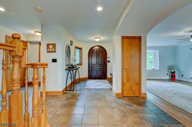 185 Alpine Trail Sparta, NJ 07871 - Photo 9 of 36