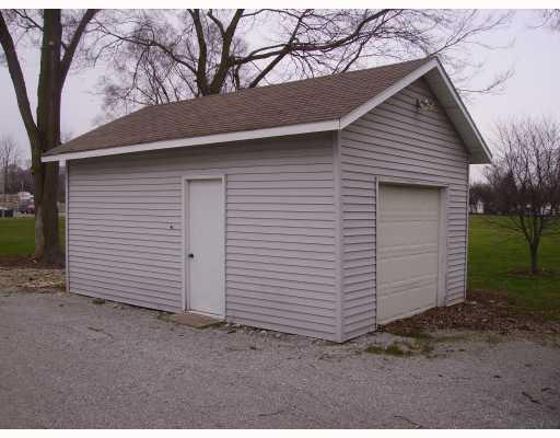 11044 Gerlaugh Road Medway, OH 45341 - Photo 3 of 7 Gallery Image 3