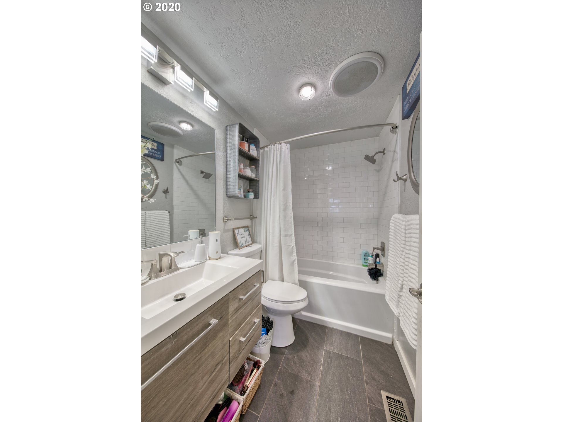 1507 Parks Road Cottage Grove, OR 97424 - Photo 13 of 20 Gallery Image 13